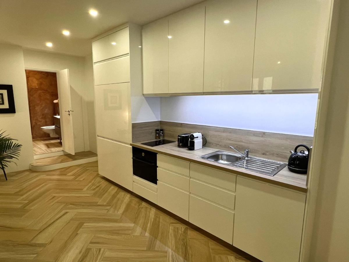 Bel Appartement Au Centre Du Vieux Joigny Ngoại thất bức ảnh